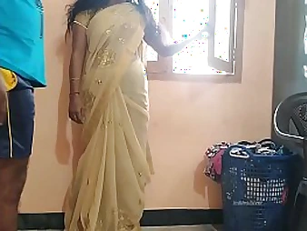 Wild Desi Bhabhi gets alone with Watchman & enjoys strong assfucking act