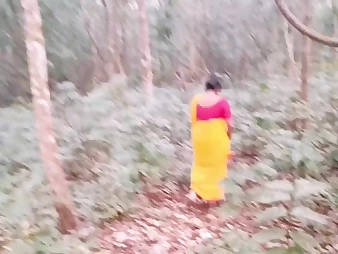 Stepmom with giant bum & boobies takes a rock-hard boning in the forest