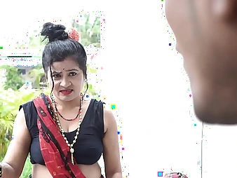 Sara019 and her Indian whisper suppress adhere encircling for a super-hot Desi Hook-up