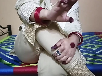 Indian PLUMPER Matured Bhabi gets a hard-core pummel after a protracted era apart