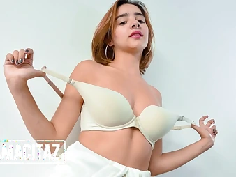Small Latina Unsubtle Seduced and Frayed wide of Thick Cock - MAMACITAZ