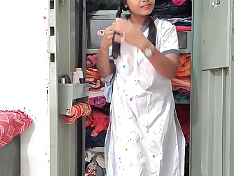Rishi with the addition of Ashu's hot Indian establishing girl is a conspicuous Hindi cream babe
