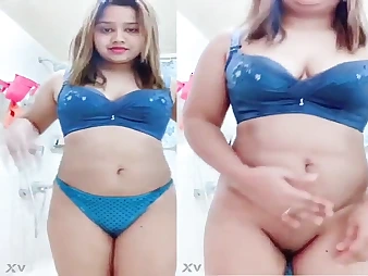 Indian teen almost bald-headed pussy and shaved twat on webcam