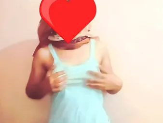 Young Pakistani babe gets fucked by a mature guy