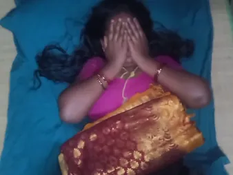 Intense homemade personify with Indian wifey object her close-fisted pussy drilled hard