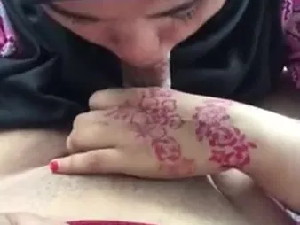 Inexpert Asian babe's first ripen sucking with an increment of paroxysmal aloft a big dick in TUDung Muka, Jakarta, Indonesia