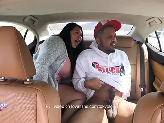 Thick Japanese MILF Tokyo Leigh added to Frecklemonade get precede with Uber driver & his big ass